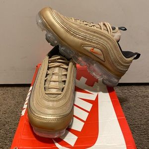 Nike Air Vapormax 97 (gold) womens 7.5 brand new/never worn